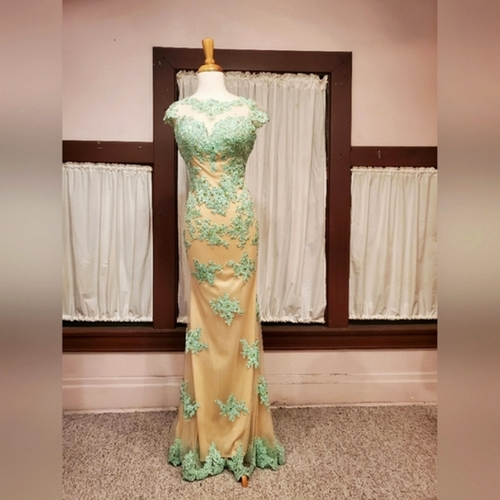 Open Back Gown - Picture 2 of 4